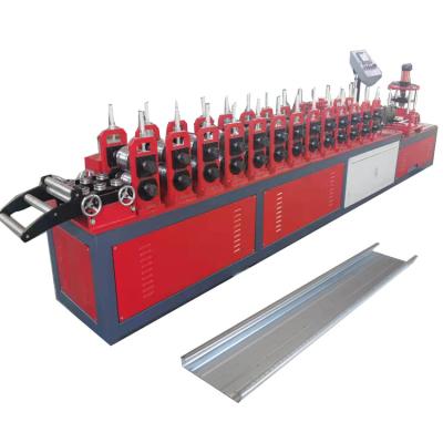 China Waterproof Chain Driving 50hz Stud And Track Roll Forming Machine High Strength for sale