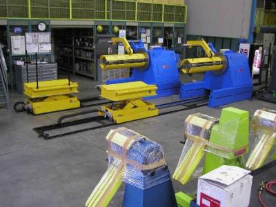 Китай 5 тонн автоматическое Decoiler для стальных катушек гидравлических продается