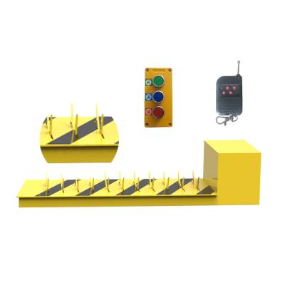 China Remote Control Automatic Tyre Killer Security Road Tyre Spike Barrier for sale
