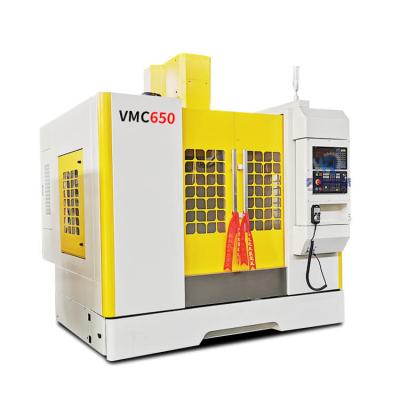 China 3 o centro de máquina vertical do CNC VMC 650 da linha central fechou semi o laço à venda