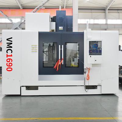 China Vmc1690 centro de máquina do moinho da linha central do CNC 5 com a tabela de trabalho móvel à venda