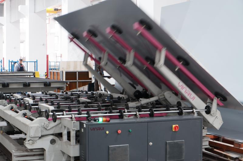 Verified China supplier - Jiaxing Chengtai Mirror Co., Ltd.
