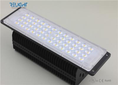 Chine Le CRÉPUSCULE À NAÎTRE module de moteur de lumière de secteur de LED, jusqu'aux lumens 13 400+, 70W/150W/200W, a mené la lumière solaire de jardin à vendre