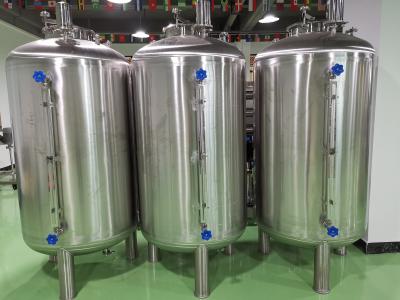 China Sanitary Stainless Steel Wheeled Cosmetic Fixed Buffer Tank 1000L Brewery Storage Tank for sale