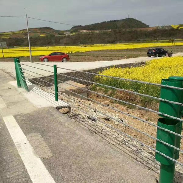 Quality ISO9001 Customized Zinc Coated Wire Rope Barrier For Highway Guardrail for sale