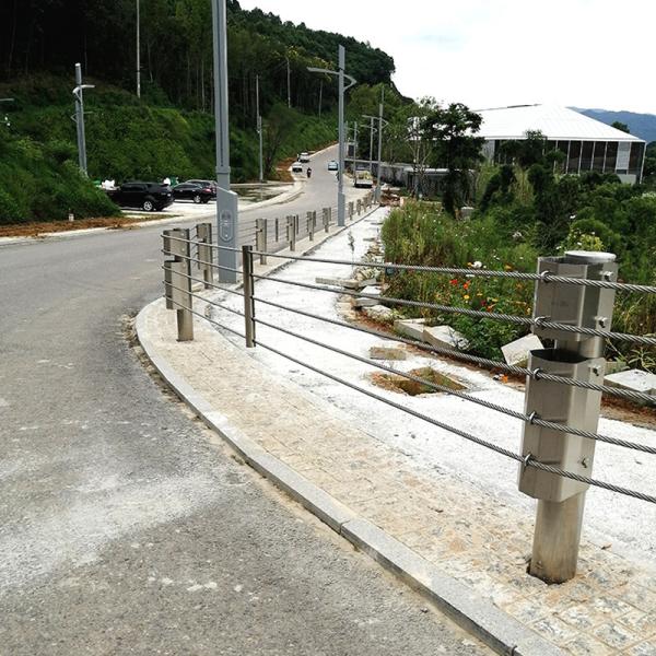 Quality Roadway Safety Barrier Flexible Cable Guardrail With Galvanized Powder Coated for sale