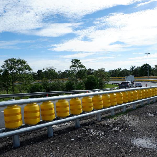 Quality Highway Safety EVA Roller Barrels Anti-corrosion Barrier with Q235 Q345 for sale