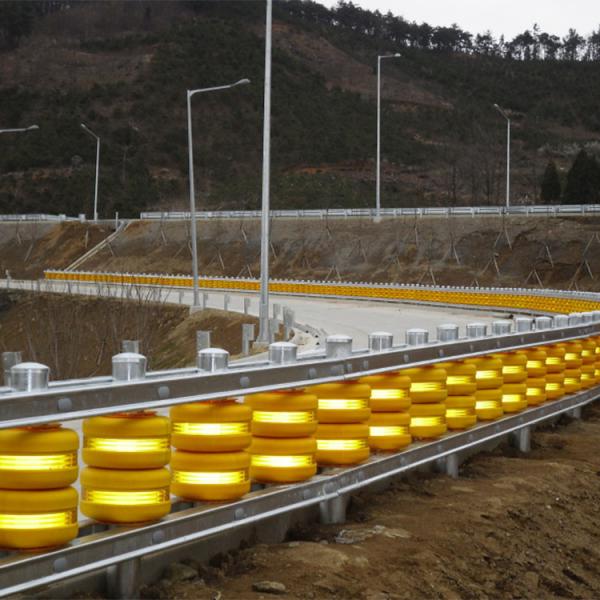 Quality Road Safety EVA Roller Barrier with Anti-corrosion Feature and Save Volume for sale