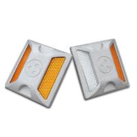 Quality 100*100*20mm Aluminium Solar Powered Square Road Studs for Road Safety Sale for sale