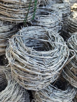 China Diameter 1.6mm-2.5mm Barbed Fencing Wire For Garden Protecting for sale