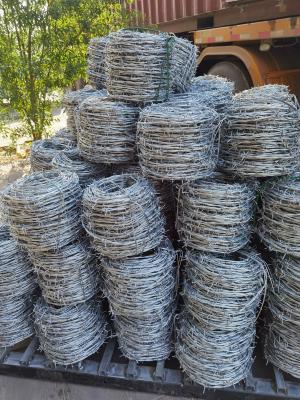 China 1.8-2.5mm Metal Barbed Wire Fence 14x14 16x16 Concertina Wire Roll for sale