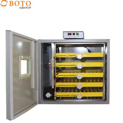 China Incubadora solar automática del huevo de 500 huevos de la incubadora automática llena de la energía solar en venta