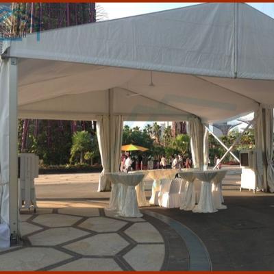 China Aluminum alloy high grade marquee party tent hard pressed outdoor luxury extruded festival A shape tent for sale à venda