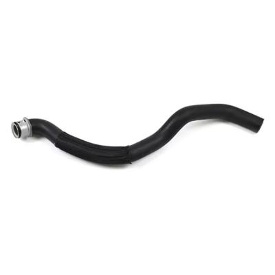 China 2045017182 Radiator Coolant Tube / Radiator Hose For Mercedes Benz W204 for sale