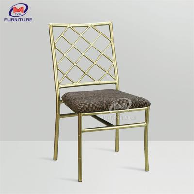 Chine Le mariage d'or préside l'or en aluminium Chiavari de chaise de Chiavari en métal préside avec le coussin à vendre