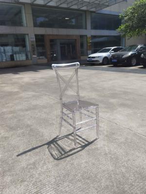 中国 25.5 Inches Crystal Wedding Hall Resin Chiavari Chair Plastic Transparent Color 販売のため