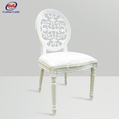China O branco cinzelado oco acolchoou o jantar de cadeiras em volta de Louis Dining Chair traseiro à venda