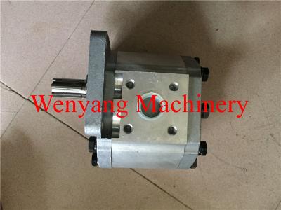 China XCMG wheel loader spare parts ZL30G transmission pump 5000018 en venta
