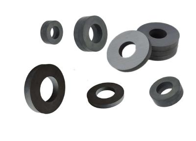 Chine ISO9001 ferrite Ring Magnet Black NdFeB Ring Magnet Rustproof à vendre