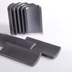 China Ceramic Processing Black Motor Ferrite Magnets Segment Type Y33 Y30 for sale
