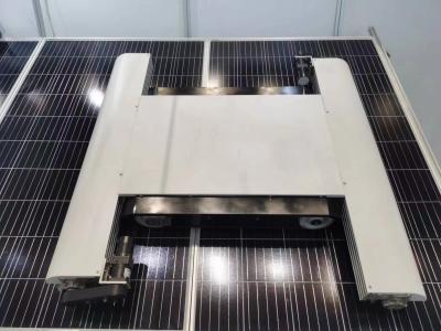 中国 Electric photovoltaic panel cleaning machine Multi-functional solar panel water jet cleaning tool 販売のため