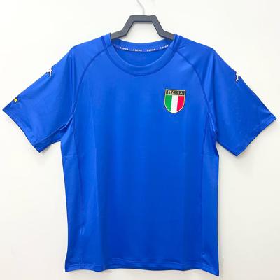 China Classic Retro Soccer Jerseys Breathable Fabric Vintage Soccer Shirts for sale
