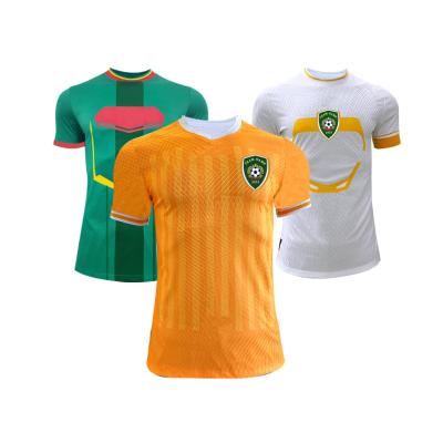 Chine 100% Polyester Football Jerseys Durable Permeable With Jacquard Dot Stripe Pattern à vendre