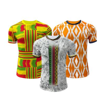 Chine Wrinkle Resistant Soccer Jerseys Breathable Customizable Designs For Victory à vendre