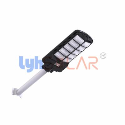 China 1000Lm Output Solar Street Lights Outdoor With 10000mAh Battery Capacity Security Lights for sale