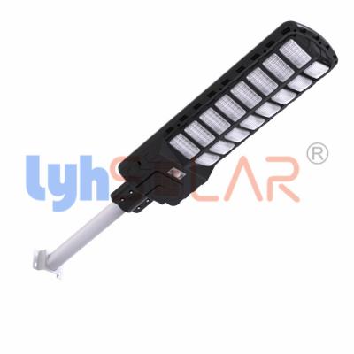 China 18W Black Led Solar Street Lights Outdoor With High Bright SMD5730 Sensor Street Lamp for sale