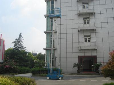Cina Ascensore automotore di forbici dell'albero doppio, un ascensore di forbici dell'uomo con altezza di lavoro di 9.7m in vendita