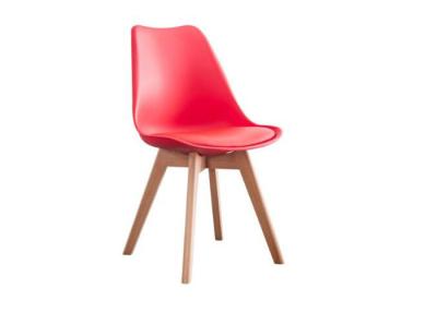China Sillas no tóxicas de madera de haya, silla de cena roja fácil mantener limpio en venta