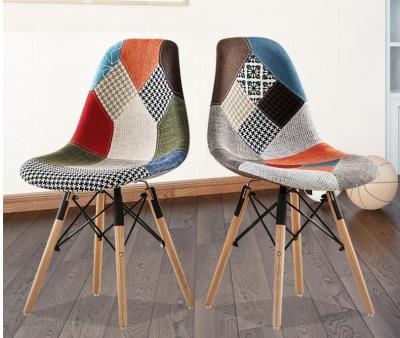 China Cadeiras de jantar estofadas modernas do século meados de com projeto nórdico dos retalhos à venda