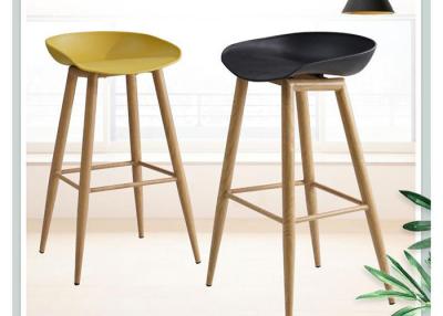 China OEM ODM Wood And Leather Bar Stools , High Chair For Bar Counter for sale