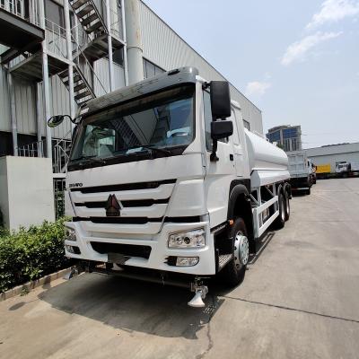 China Construction Work Water Sprinkler Truck Sinotruk Howo 6 X 4 15000L 20000L 25000L for sale