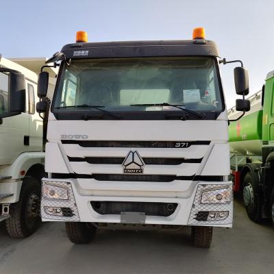 China 20000 Liters Oil Tanker Truck 11980 X 2500 X 3800mm Sinotruk Howo 8 X 4 for sale