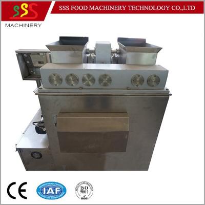 China mit einer Kruste bedeckende Maschine der Nahrung1800pcs/h, korrosionsbeständige automatische mit einer Kruste bedeckende Maschine zu verkaufen