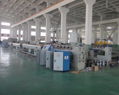 China Solid Wall PPR Pipe Extrusion Line , Automatic PPR Pipe Extrusion machine for sale