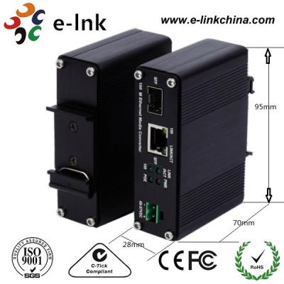 China Din Rail Mount Industrial Ethernet Fiber Media Converter for sale