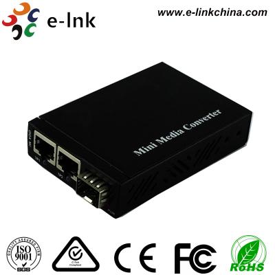 China Mini conversor 10/100/1000Base-T RJ45 dos meios dos ethernet da fibra do gigabit do entalhe de 2x SFP a 1x 1000Base-X à venda