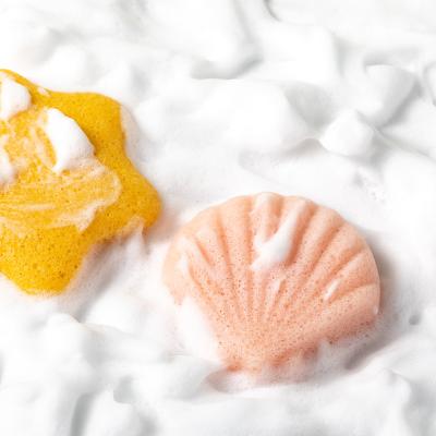 China Cuerpo que limpia la esponja Exfoliating de la esponja de la piel amistosa Konjac de Eco en venta