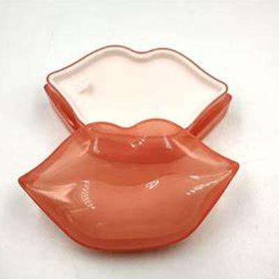 China Organic Konjac Lip Plumping Patches Whitening Firming Lip Sleeping Mask for sale