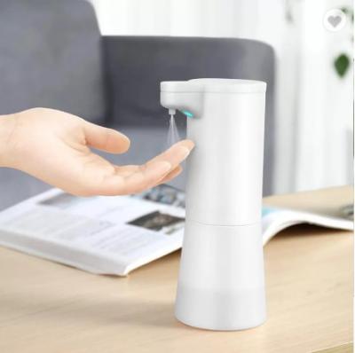 China 2021 Auto Induction Alcohol Hand Sanitizer Dispenser 400ml Sensor Alcohol Dispenser for sale