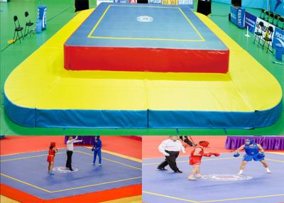 中国 Wushuのプラットホームの体操の訓練のマットの競争のSandaの耐久のマット 販売のため