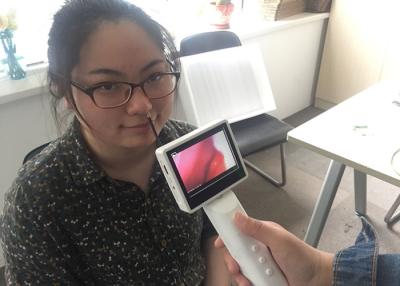 Chine Caméra visuelle médicale d'otoscope d'USB Digital d'Endoscope OTO-RHINO avec l'écran d'affichage à cristaux liquides de 3,5 pouces à vendre