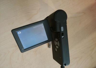 Chine Inspecteur tenu dans la main portatif de cheveux de peau de Digital de microscope avec le logiciel de mesure dans le PC à vendre