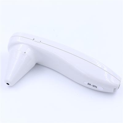 China Mini dispositivo del análisis de la piel y del cuero cabelludo del analizador de la piel de Digitaces de la luz UV con la alta resolución en venta
