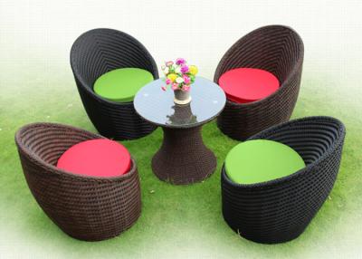 China Fashion Indoor Round Rattan Table And Chairs for Beauty Saloon for sale