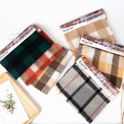China Home Textile 36F Density Plaid Jacquard Sherpa Fleece Fabric for Winter Jacket and Coat for sale