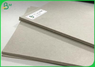 China El tablero gris del color del tamaño A1 cubre los tableros de paja de 2m m 2.5m m para la caja rígida en venta